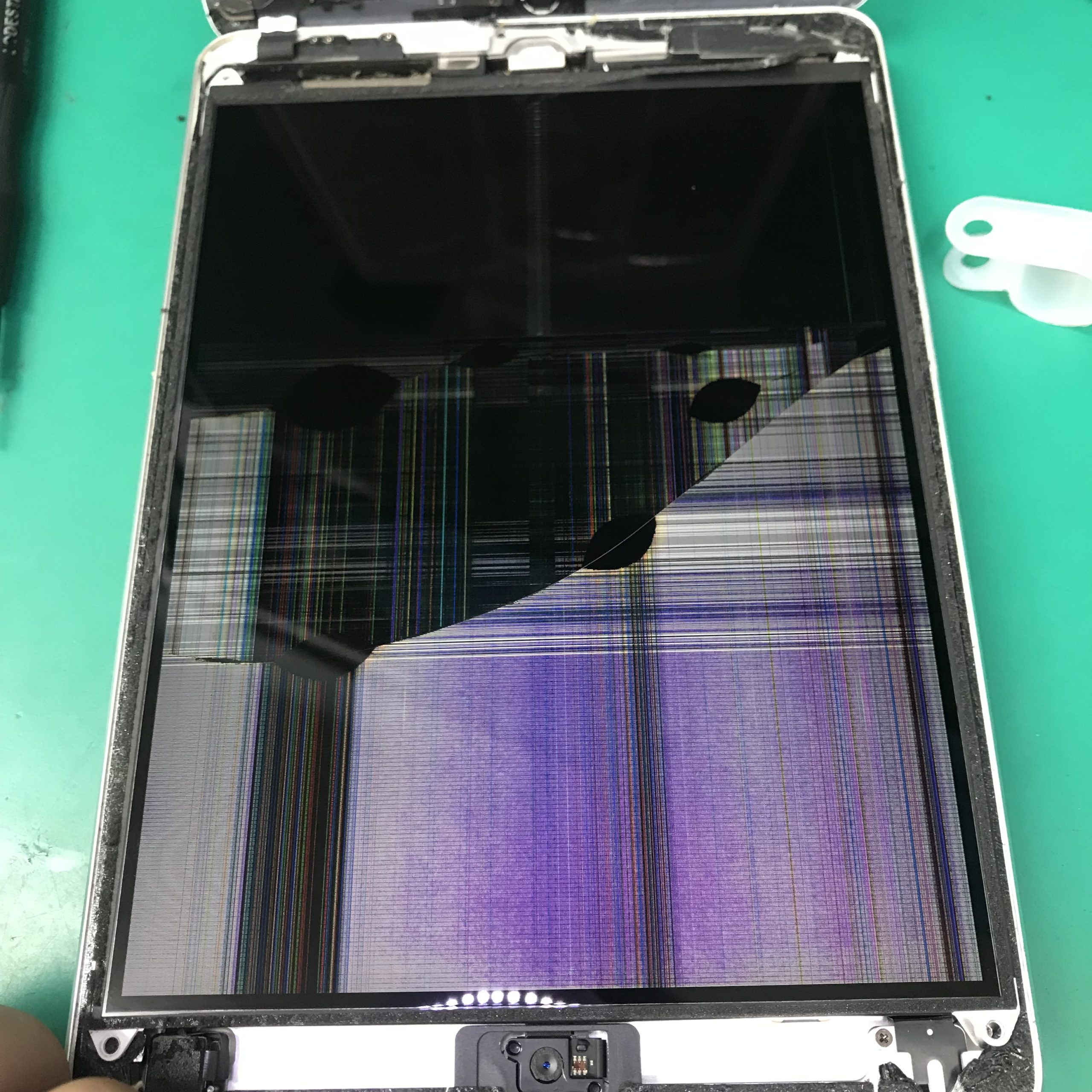 液晶破損したiPad